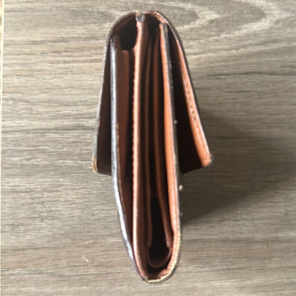 Authentic Louis Vuitton Monogram Canvas Elise Wallet - Picture 3 of 8